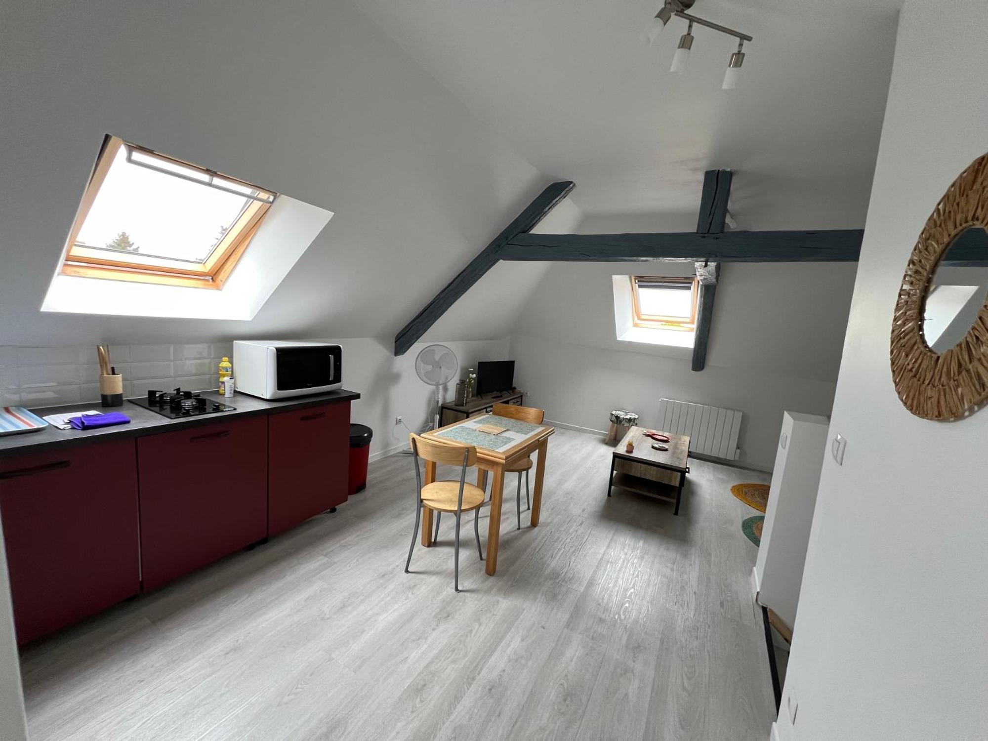 Apartment Avec Cours